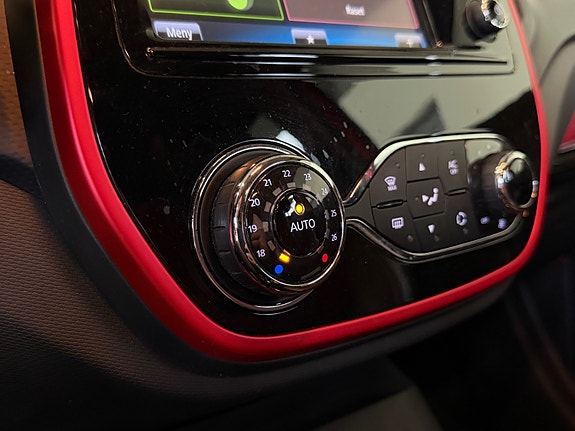 Renault Captur 19 of 26