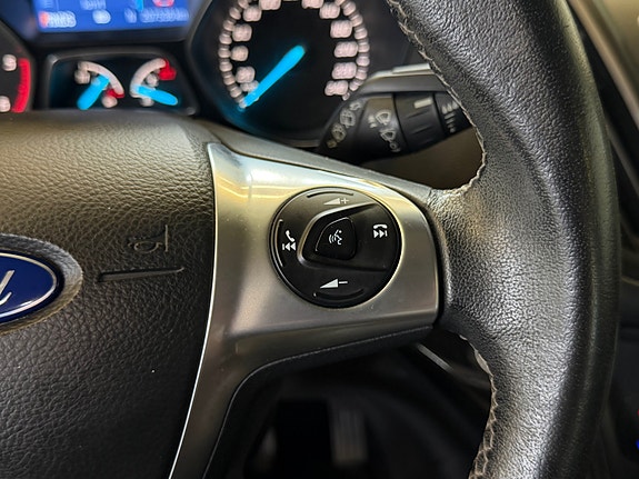 Ford Kuga 23 of 29