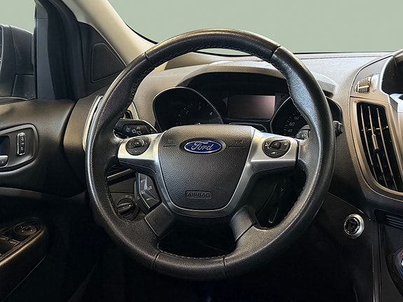 Ford Kuga 16 of 29