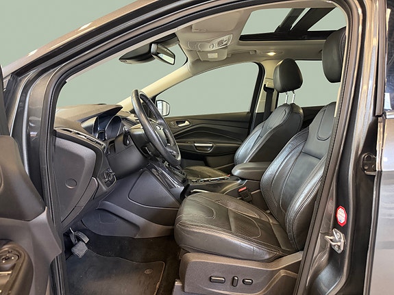 Ford Kuga 9 of 29