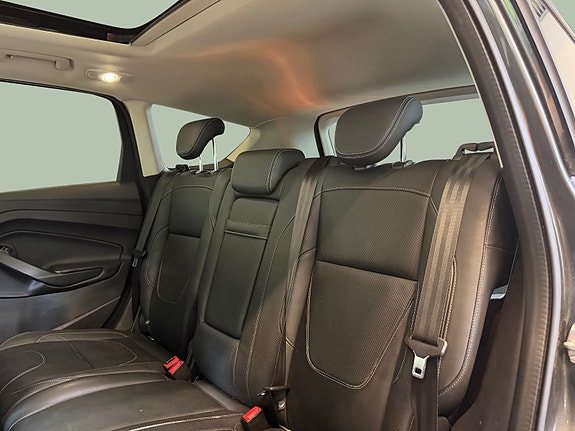 Ford Kuga 12 of 29