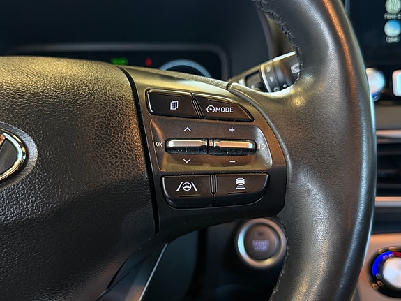 Hyundai Kona 26 of 30