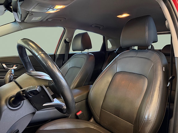 Hyundai Kona 10 of 30