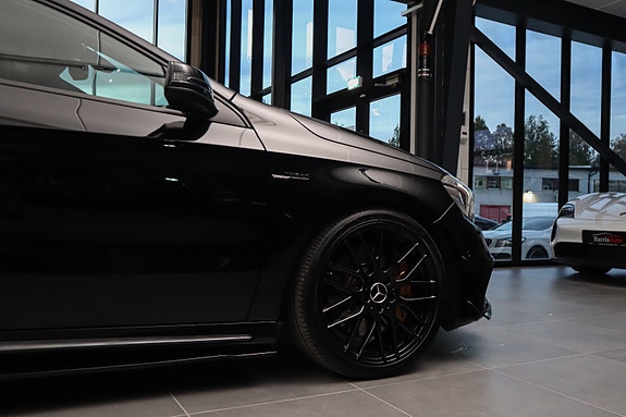 Mercedes-Benz A45 28 of 30