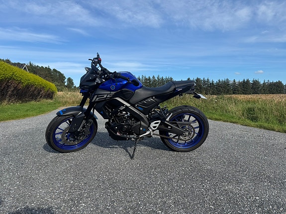 Yamaha MT-125 2 of 6