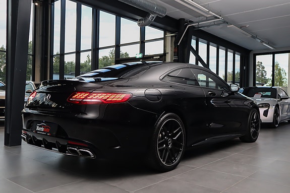Mercedes-Benz S63 21 of 30