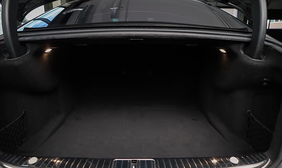 Mercedes-Benz S63 18 of 30