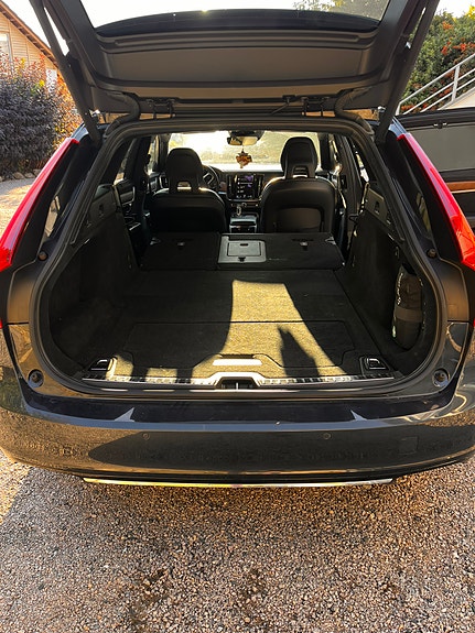 Volvo V90 27 of 30