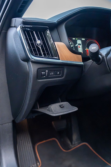 Volvo V90 9 of 30