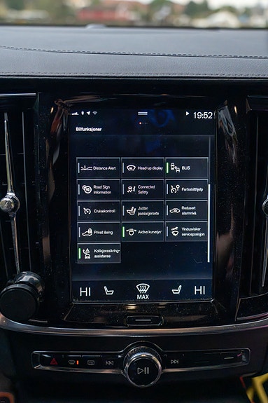 Volvo V90 23 of 30