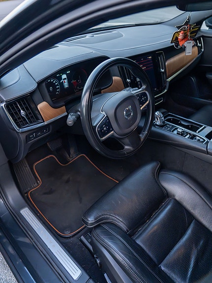Volvo V90 7 of 30