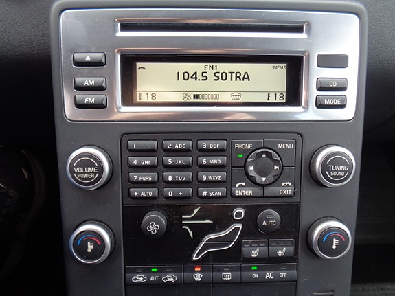 Volvo V70 26 of 30