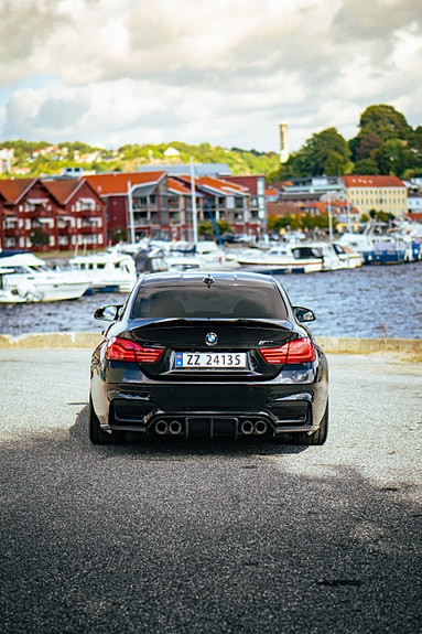 BMW M4 16 of 27