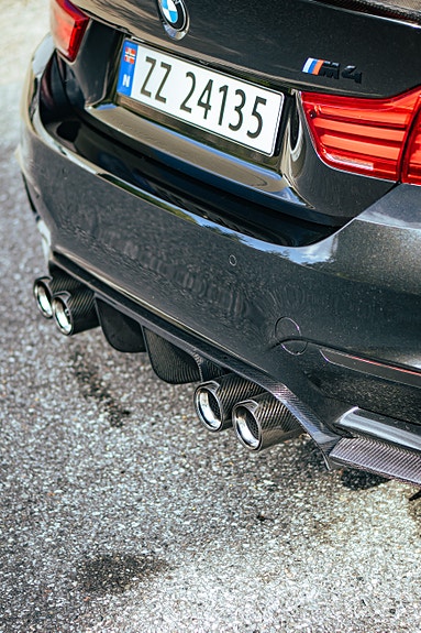 BMW M4 17 of 27