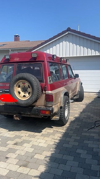 Nissan Patrol 2 of 16