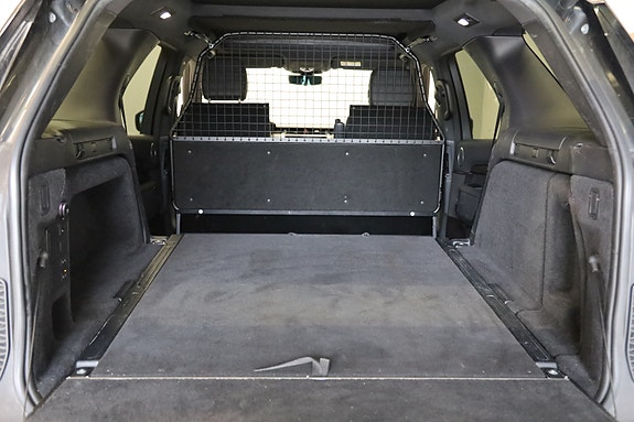 Land Rover Discovery 13 of 13