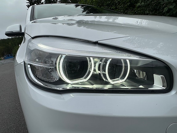 BMW 225xe 25 of 30