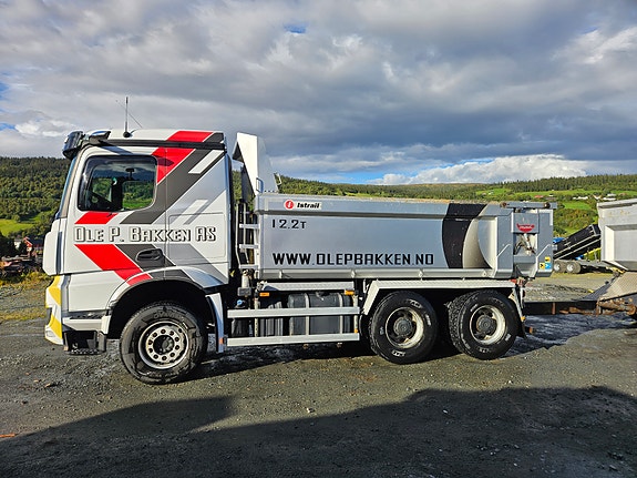Mercedes-Benz AROCS 6x4 10 of 30