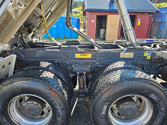Mercedes-Benz AROCS 6x4 29 of 30