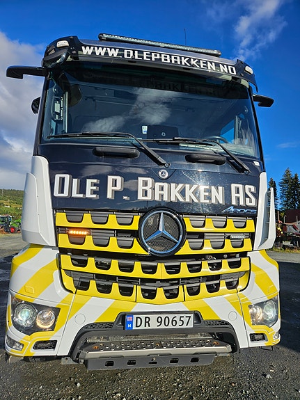 Mercedes-Benz AROCS 6x4 12 of 30