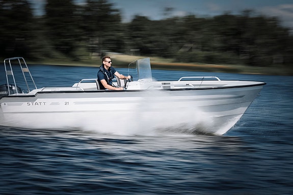 STATT 21 m/Yamaha F50 hk 14 of 18