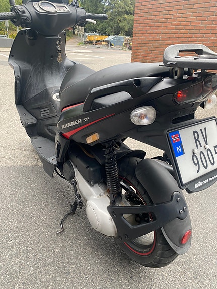 Gilera Runner 50 2 of 7