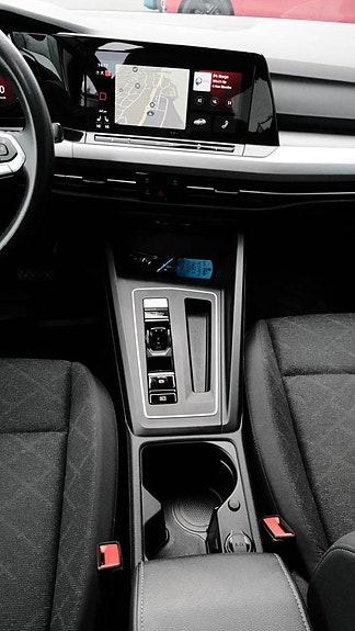 Volkswagen Golf VIII 15 of 28