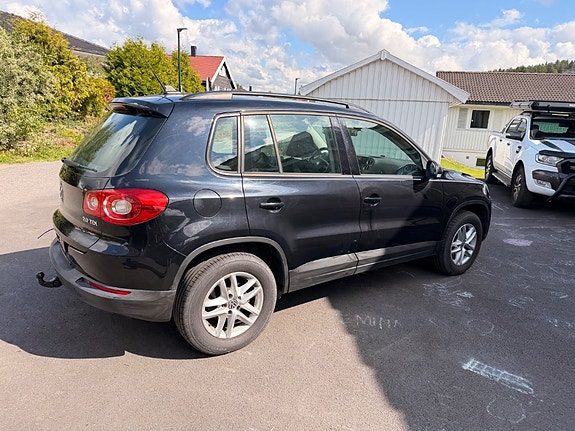 Volkswagen Tiguan 5 of 10