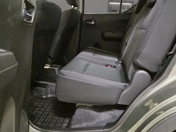 Suzuki Ignis 16 of 22