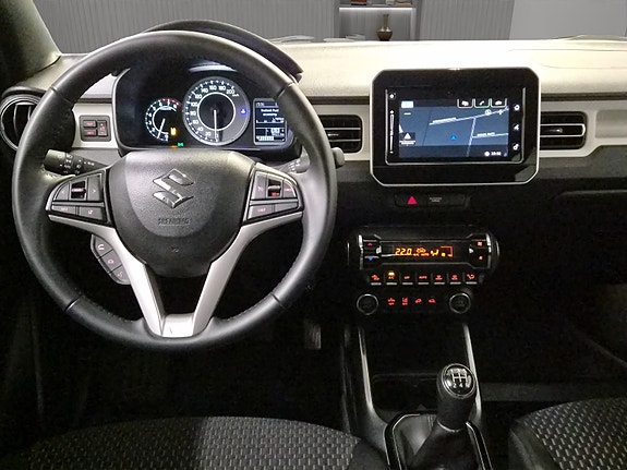 Suzuki Ignis 15 of 22
