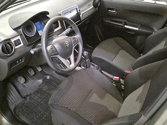 Suzuki Ignis 12 of 22