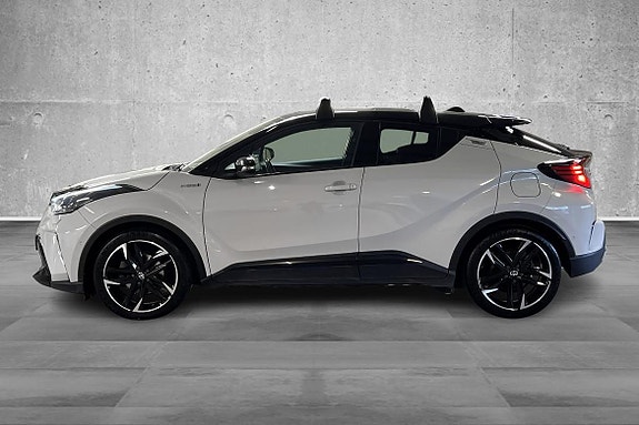 Toyota C-HR 24 of 26