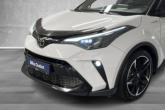 Toyota C-HR 23 of 26