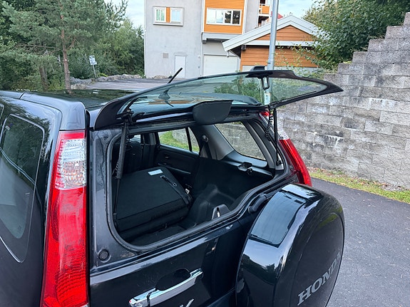 Honda CR-V 9 of 30