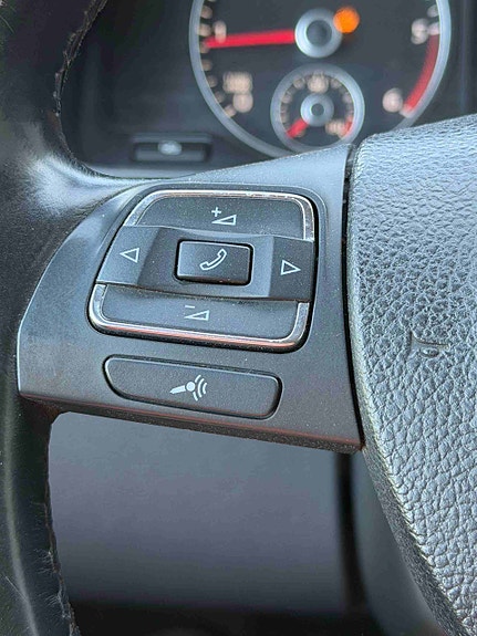 Volkswagen Multivan 20 of 30