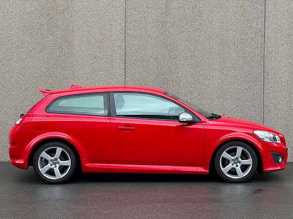 Volvo C30 4 of 19