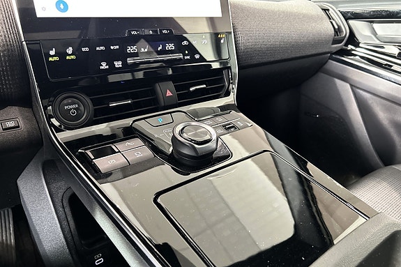 Subaru Solterra 14 of 19