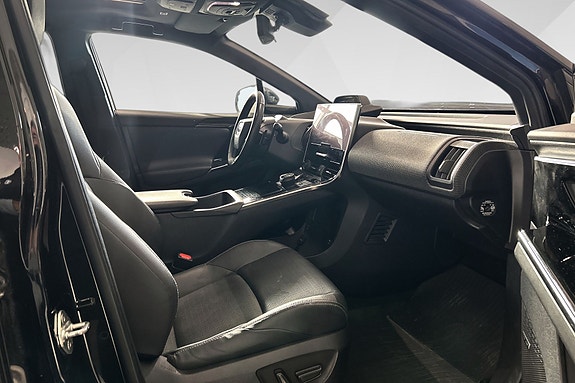 Subaru Solterra 17 of 19