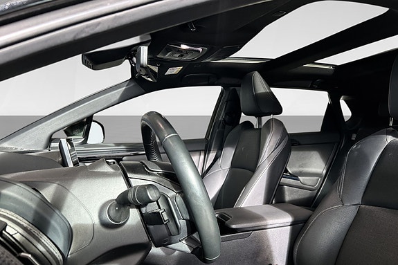 Subaru Solterra 8 of 19