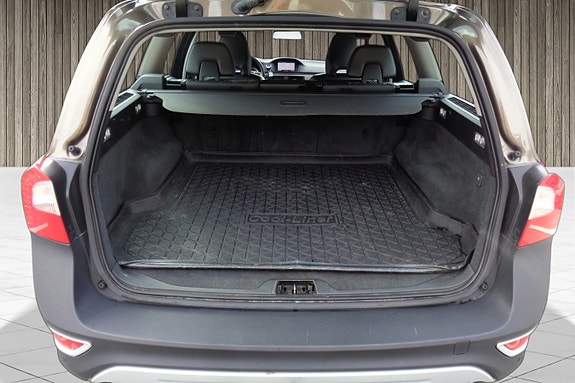 Volvo XC70 21 of 30