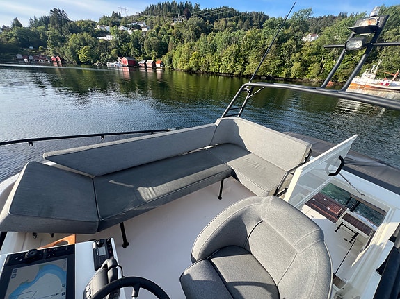 Targa 37+ , Black line, dør akter, DPI, skipsreg 24 of 30