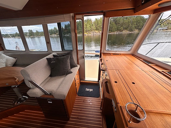 Targa 37+ , Black line, dør akter, DPI, skipsreg 30 of 30