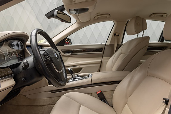 BMW 730d 17 of 25
