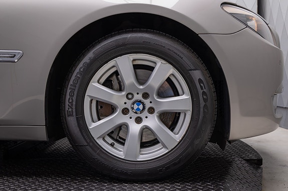 BMW 730d 12 of 25