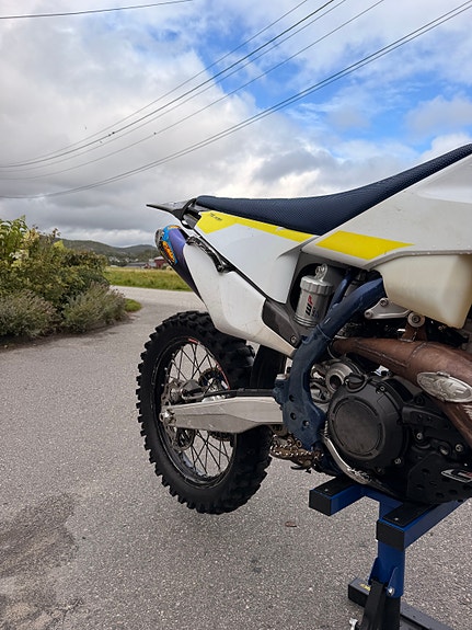 Husqvarna TE 300i 6 of 7