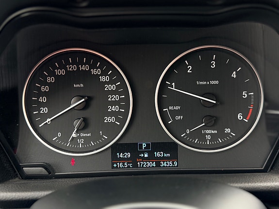 BMW 220d 13 of 16