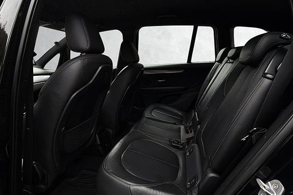 BMW 220d 7 of 16