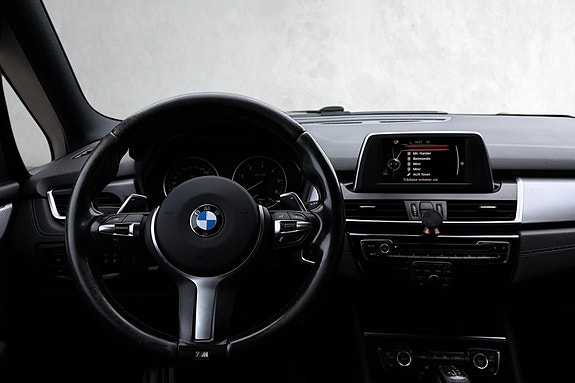 BMW 220d 10 of 16