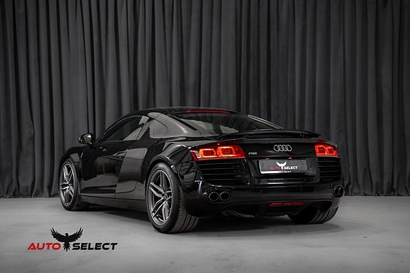 Audi R8 9 of 30
