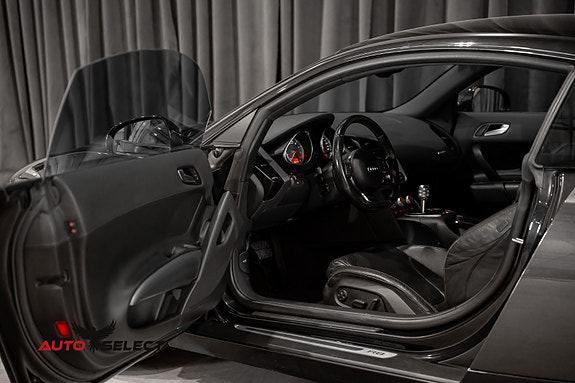 Audi R8 21 of 30